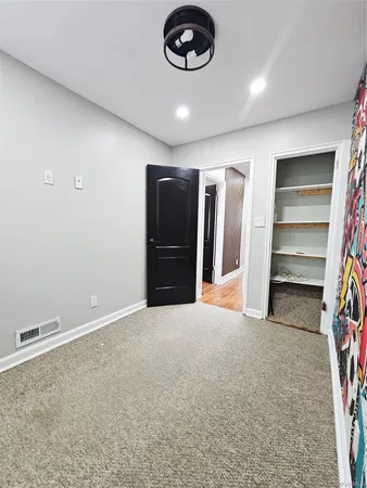 $3,650 | 2082 Pitman Avenue | Wakefield