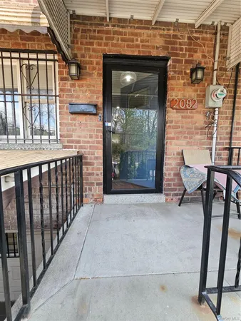 $3,650 | 2082 Pitman Avenue | Wakefield