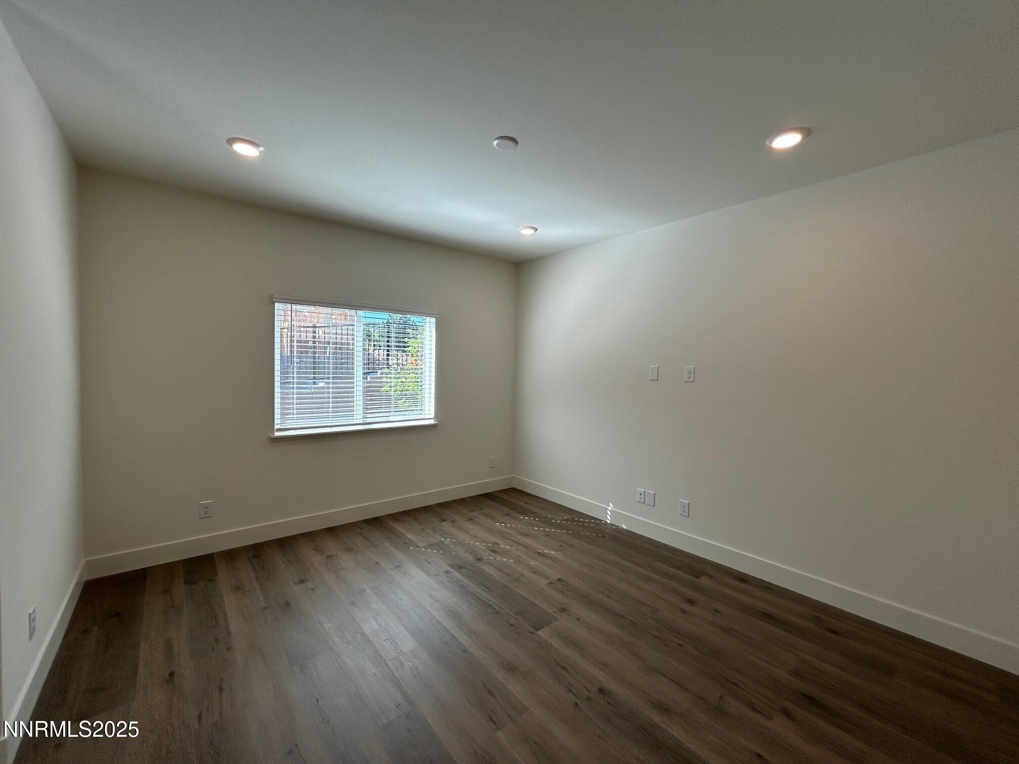 1627 Prancer Street, Unit 50 Reno, NV 89523 - Photo 3 of 29 Great Room