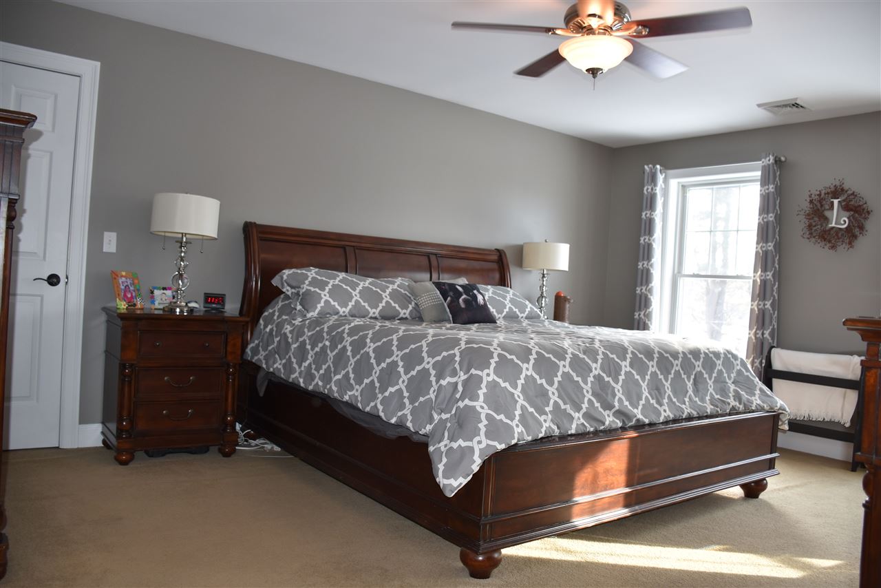 265 Swamp Road Epsom, NH 03234 - Photo 26 of 35