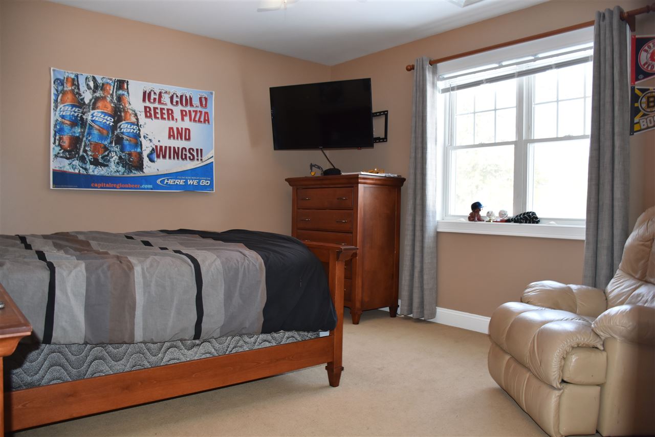 265 Swamp Road Epsom, NH 03234 - Photo 28 of 35