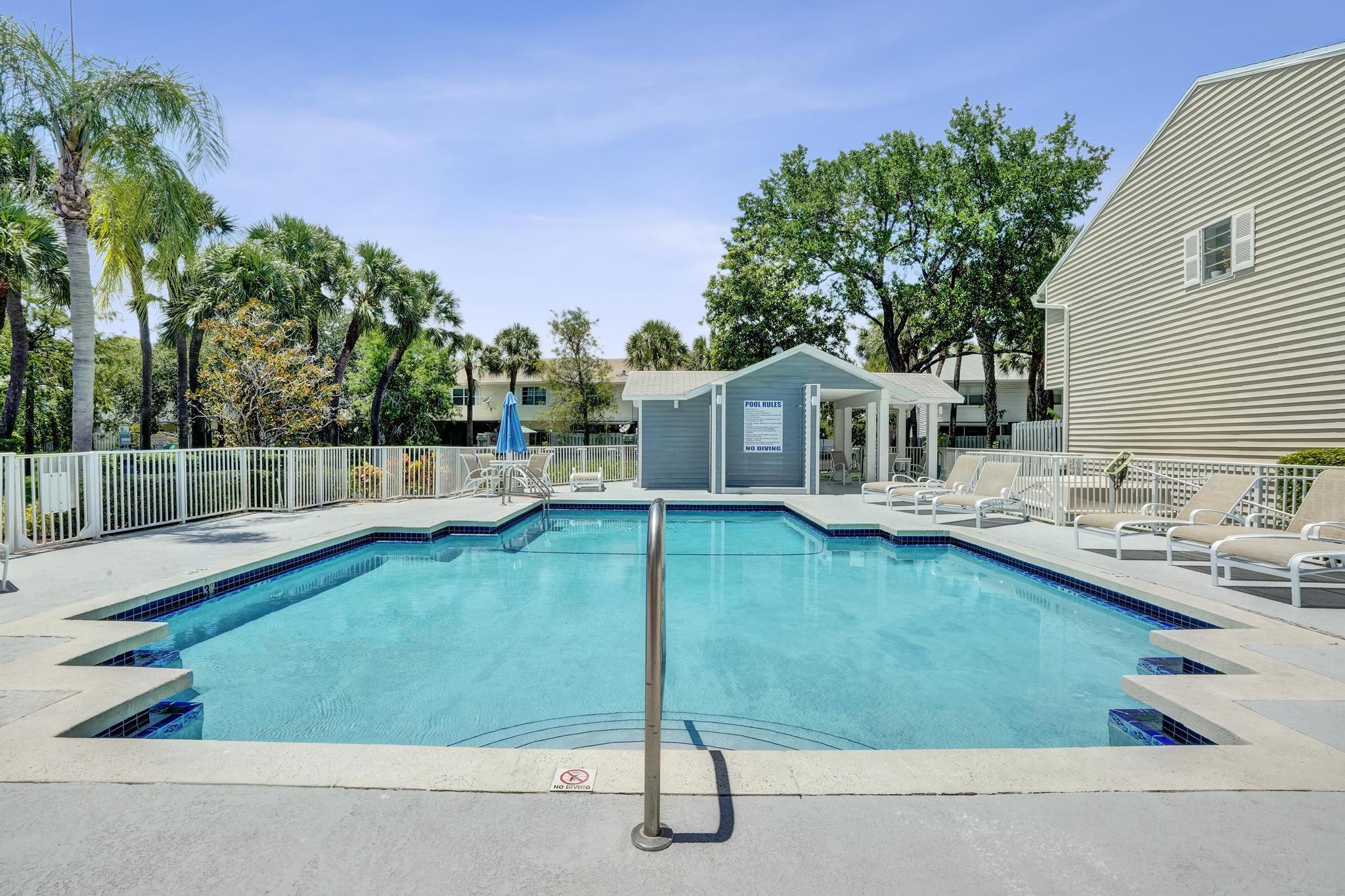 201 Southwest 3rd Street, Unit 201 Pompano Beach, FL 33060 - Photo 41 of 42 DSC02438
