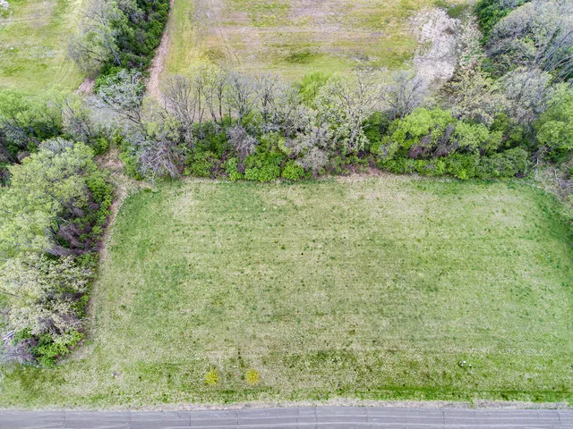 $65,900 | 4700 Nantucket Drive, Unit 13, Jackson, MI 49201