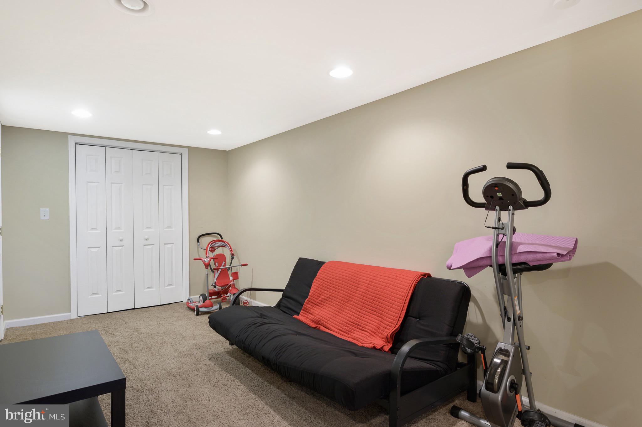 2086 Heather Road Folcroft, PA 19032 - Photo 16 of 19
