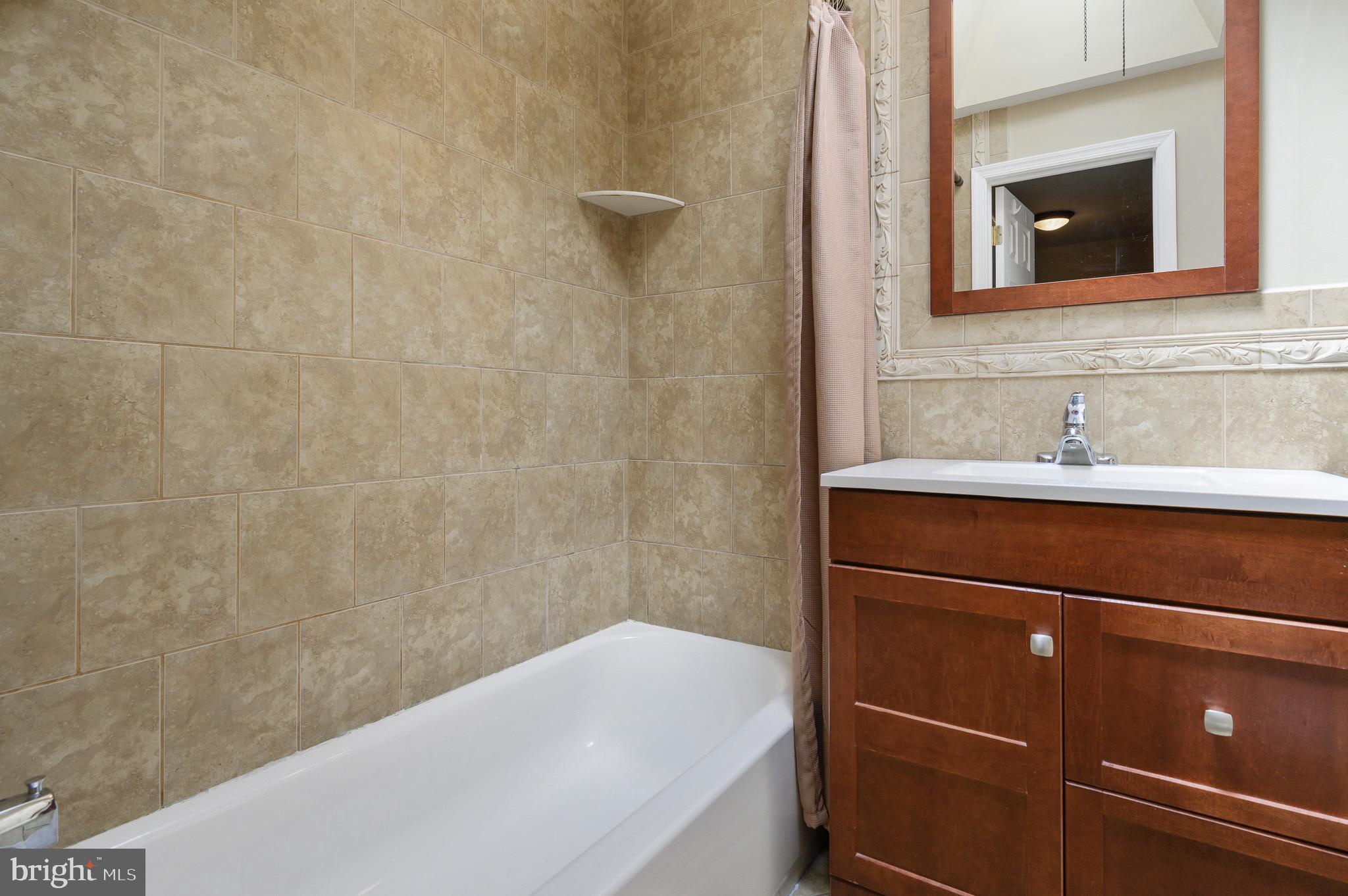 2086 Heather Road Folcroft, PA 19032 - Photo 10 of 19