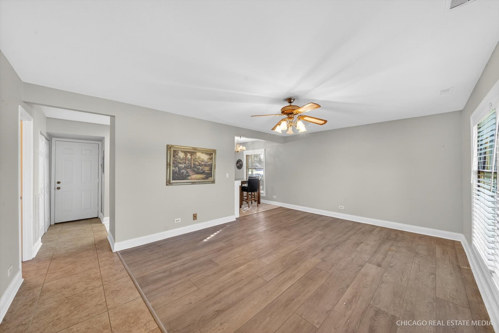 811 Pahl Road Elk Grove Village, IL 60007 - Photo 4 of 19