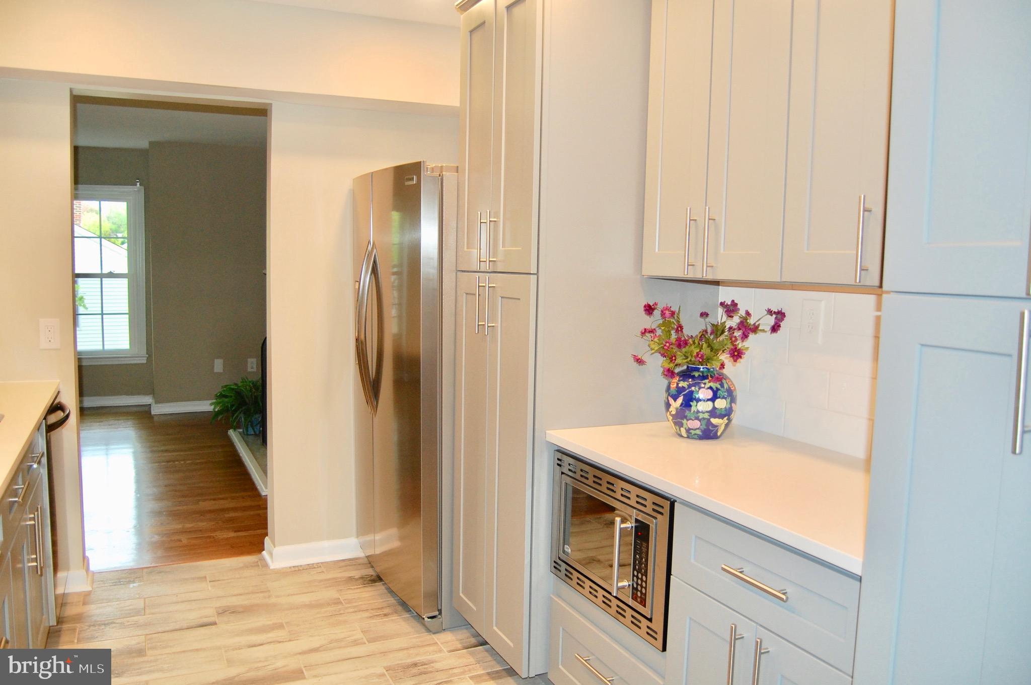 10941 Amherst Avenue, Unit 6 Silver Spring, MD 20902 - Photo 9 of 33 Gallery Image 9