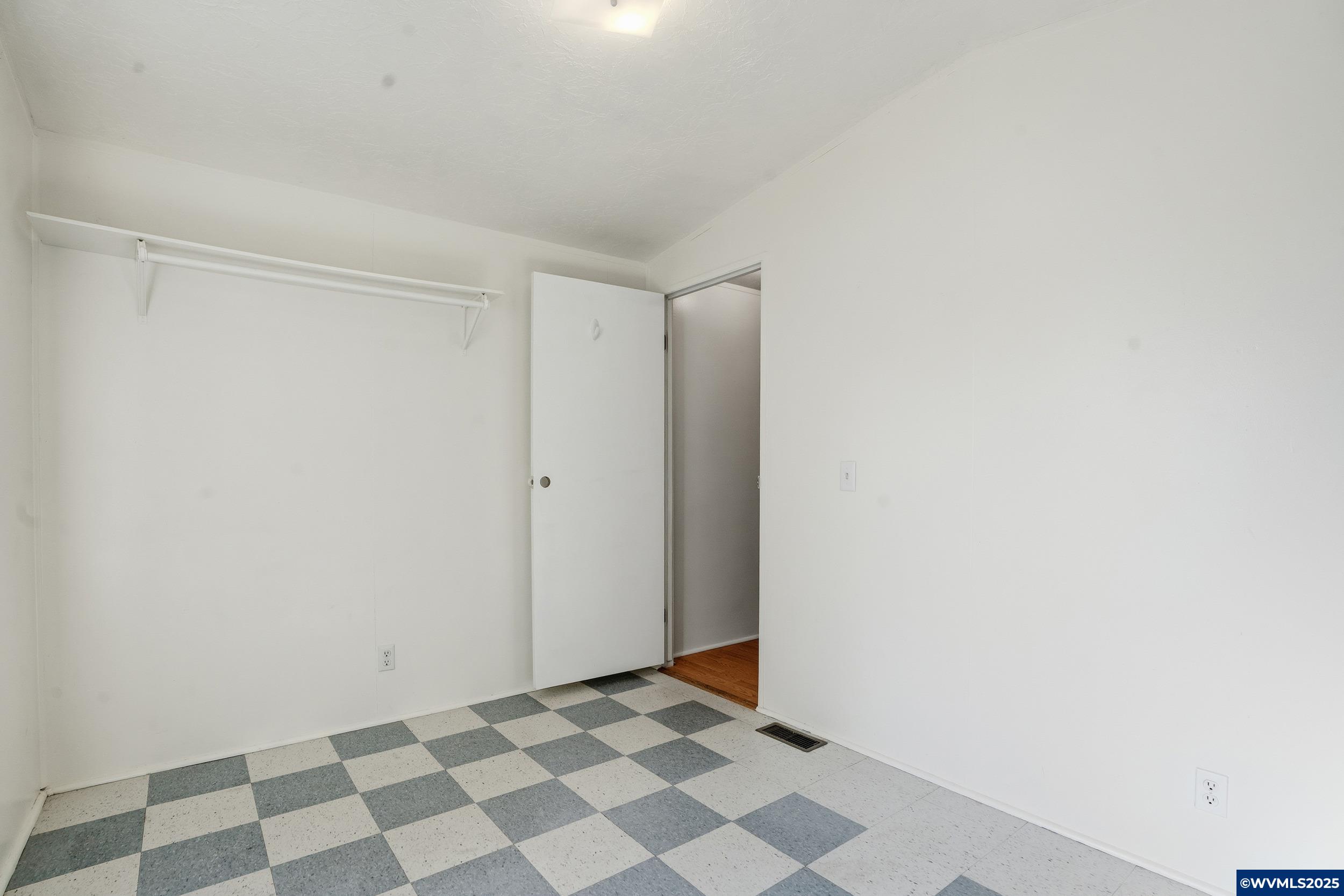 277 Edwards Road, Unit 145 Monmouth, OR 97361 - Photo 25 of 47 a view of an empty room