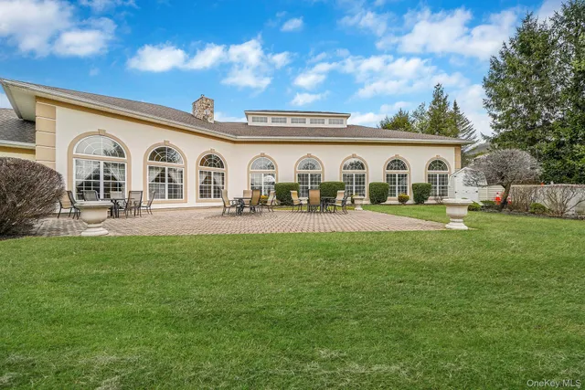 $689,000 | 109 Constantine Way, Mount Sinai, NY 11766