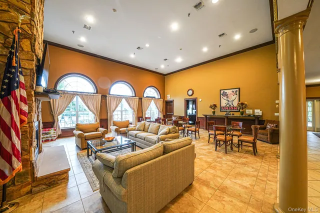 $689,000 | 109 Constantine Way, Mount Sinai, NY 11766