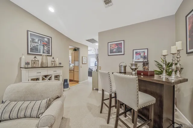 $689,000 | 109 Constantine Way, Mount Sinai, NY 11766