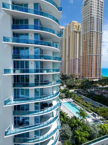 $10,500 | 17550 Collins Avenue, Unit 801, Sunny Isles Beach, FL 33160