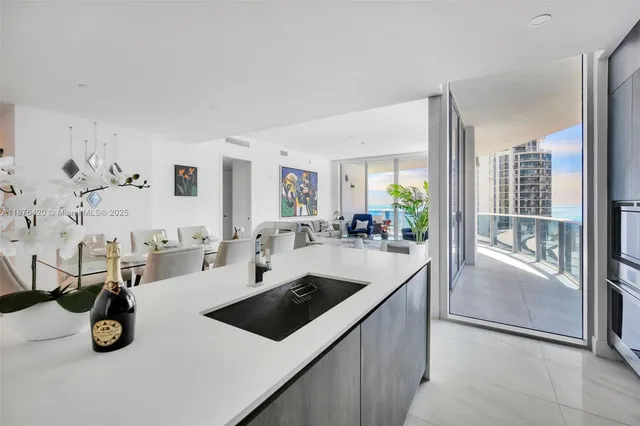 $10,500 | 17550 Collins Avenue, Unit 801, Sunny Isles Beach, FL 33160