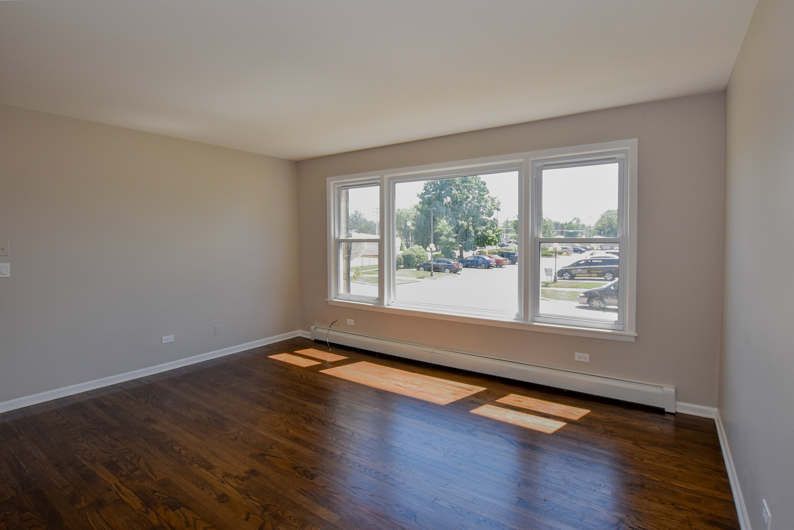 60 North Wolf Road, Unit 1W Wheeling, IL 60090 - Photo 3 of 11