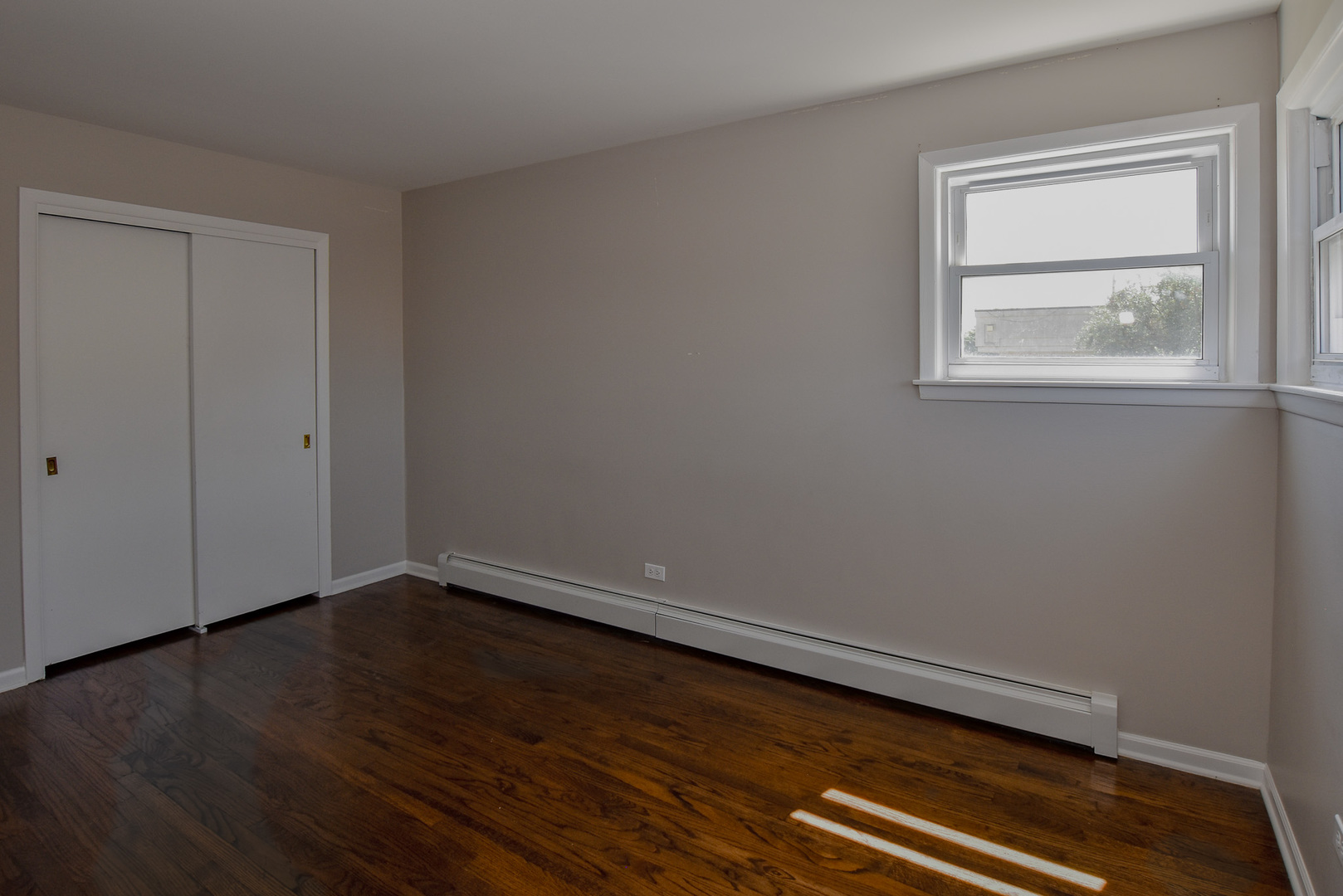 60 North Wolf Road, Unit 1W Wheeling, IL 60090 - Photo 10 of 11