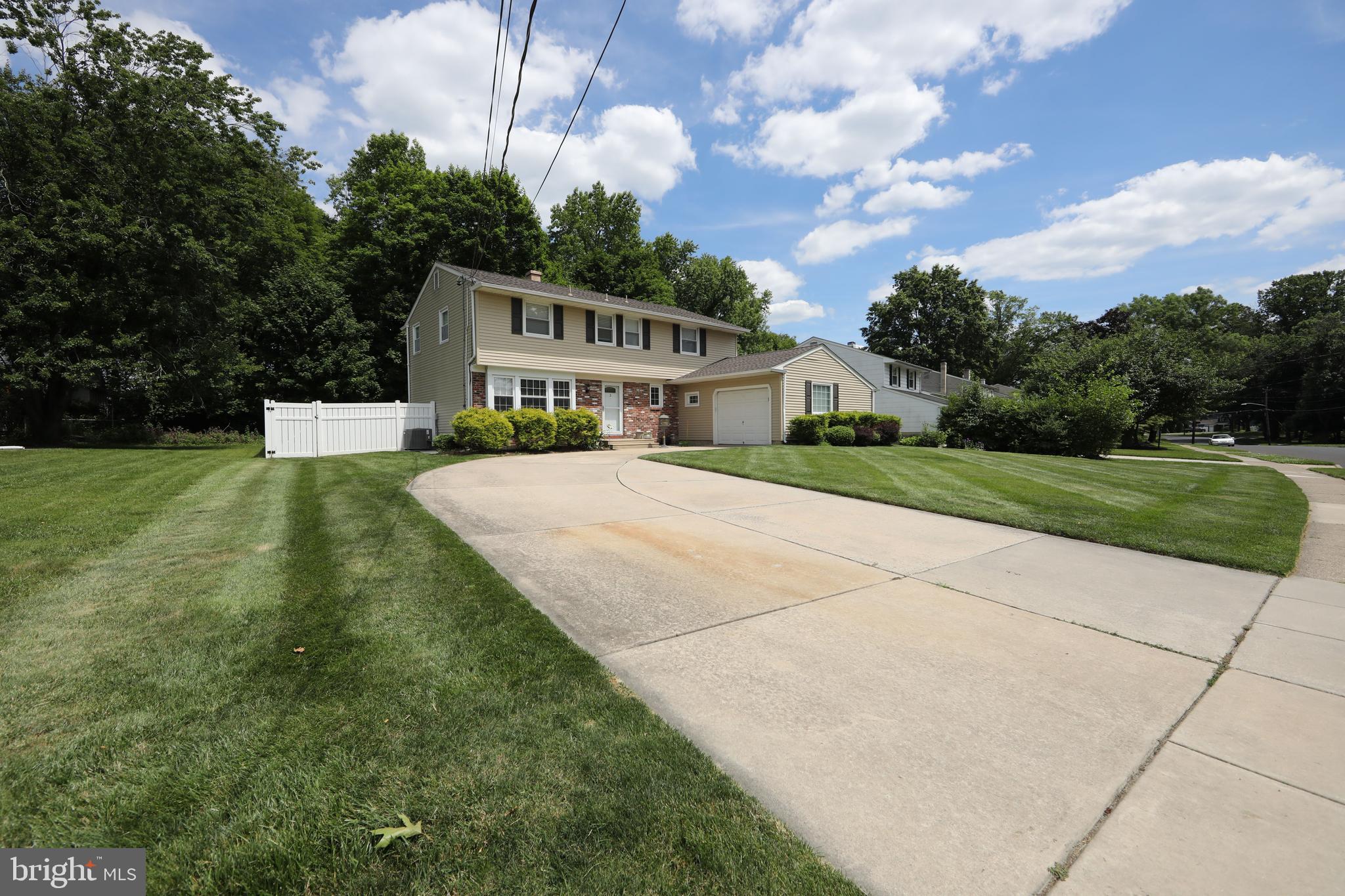 3 Rabbit Run Road Cherry Hill, NJ 08003 - Photo 2 of 42 Gallery Image 2