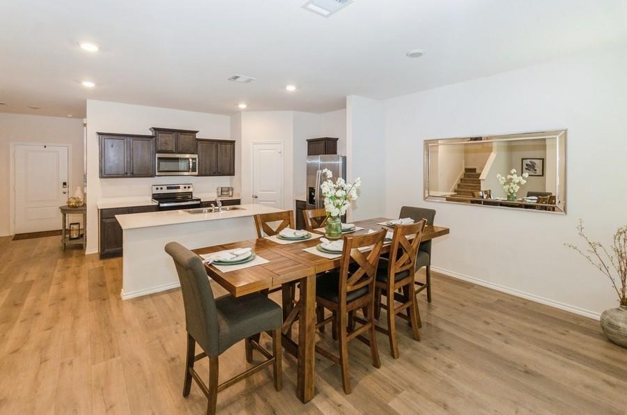 822 Amelia Court Pilot Point, TX 76258 - Photo 11 of 40