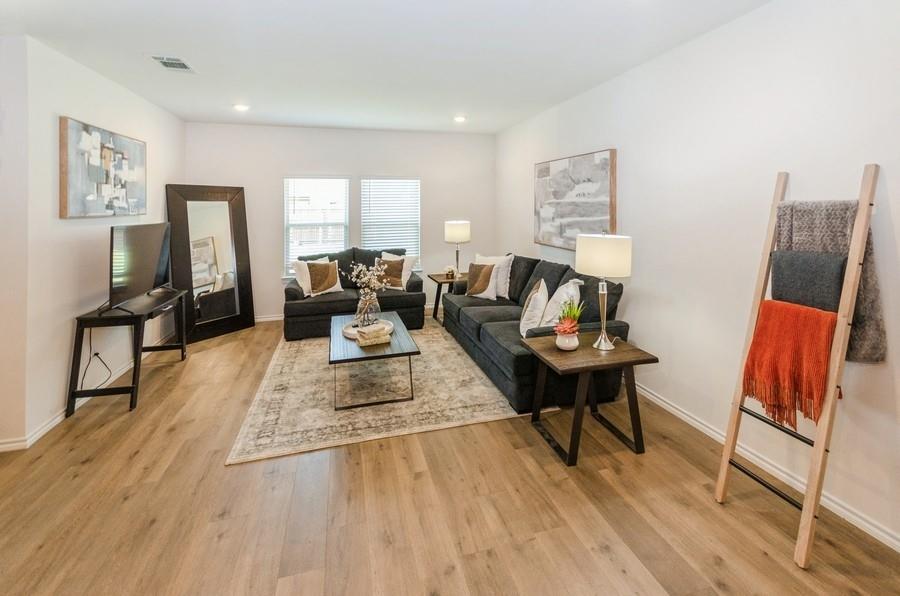 822 Amelia Court Pilot Point, TX 76258 - Photo 13 of 40