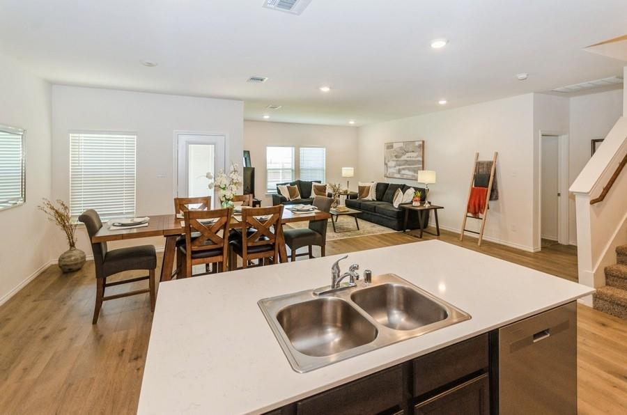 822 Amelia Court Pilot Point, TX 76258 - Photo 17 of 40