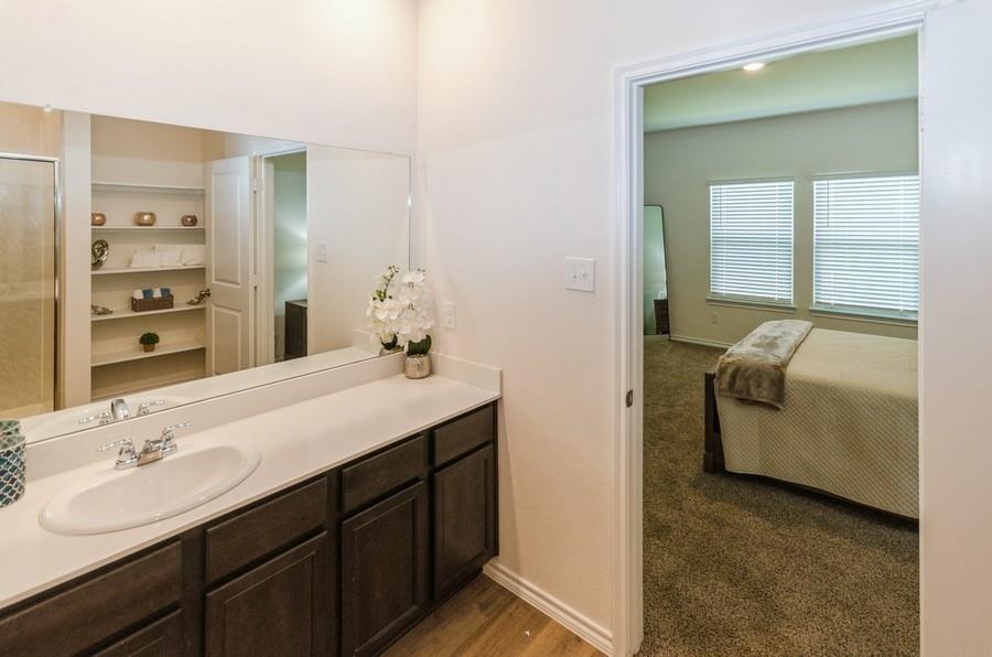 822 Amelia Court Pilot Point, TX 76258 - Photo 25 of 40