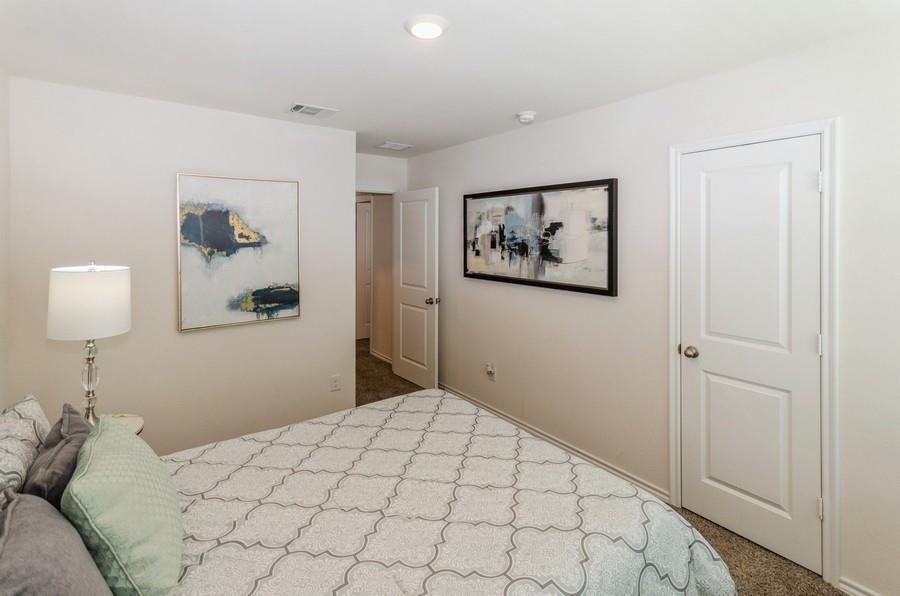 822 Amelia Court Pilot Point, TX 76258 - Photo 33 of 40