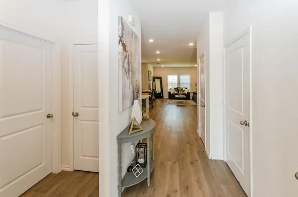 $349,999 | 822 Amelia Court, Pilot Point, TX 76258