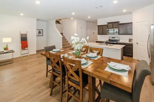 $349,999 | 822 Amelia Court, Pilot Point, TX 76258