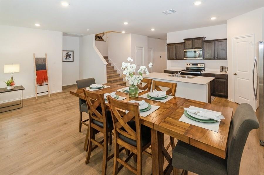 822 Amelia Court Pilot Point, TX 76258 - Photo 8 of 40