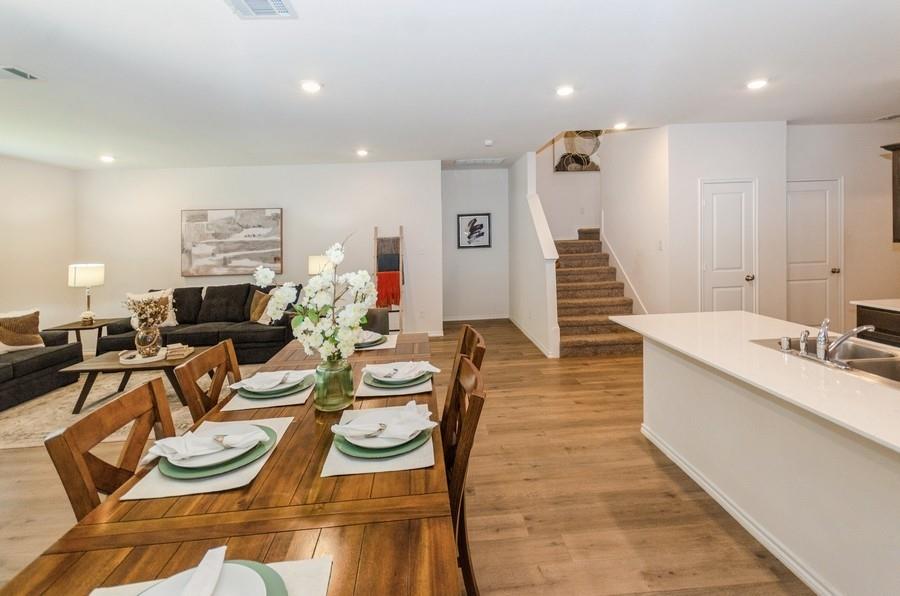 822 Amelia Court Pilot Point, TX 76258 - Photo 10 of 40