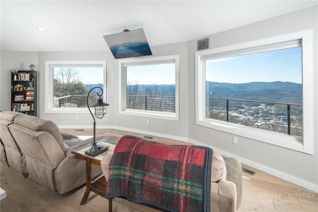 448 Howards Knob Road Boone, NC 28607 - Photo 14 of 44