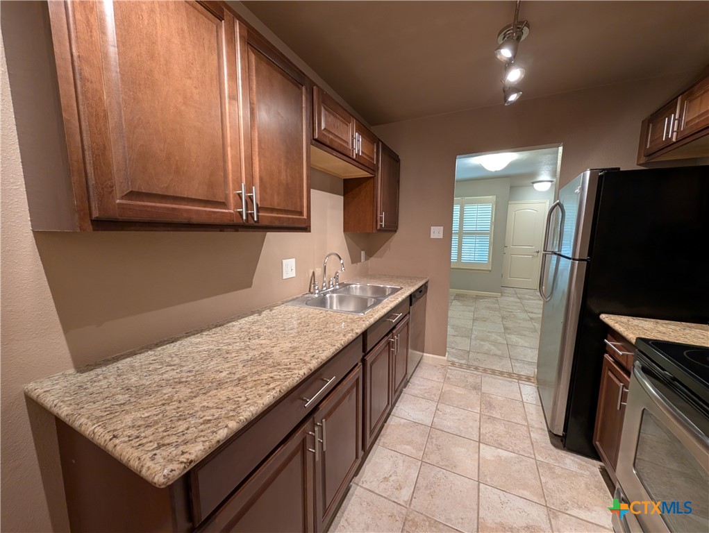 551 Terminal Loop Road, Unit D5 McQueeney, TX 78123 - Photo 5 of 44