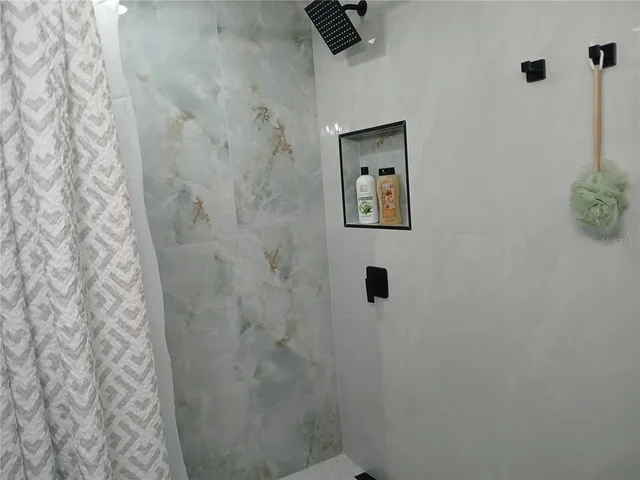 $102,900 | 4129 Dolphin Drive, Unit 1, Tampa, FL 33617