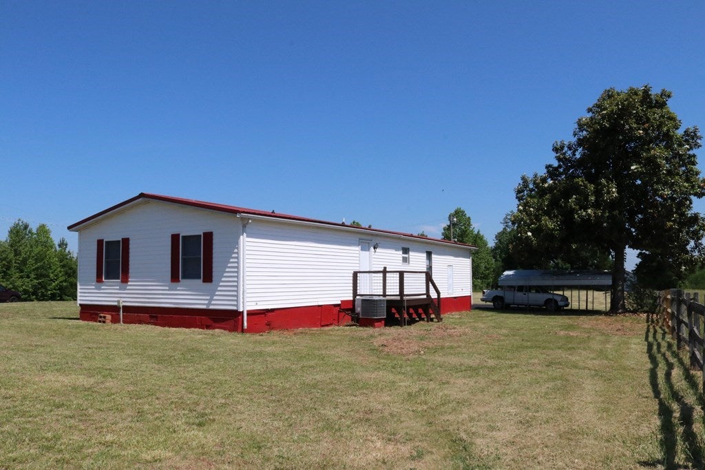 1498 Meherrin Road Meherrin, VA 23954 - Photo 5 of 28 Gallery Image 5