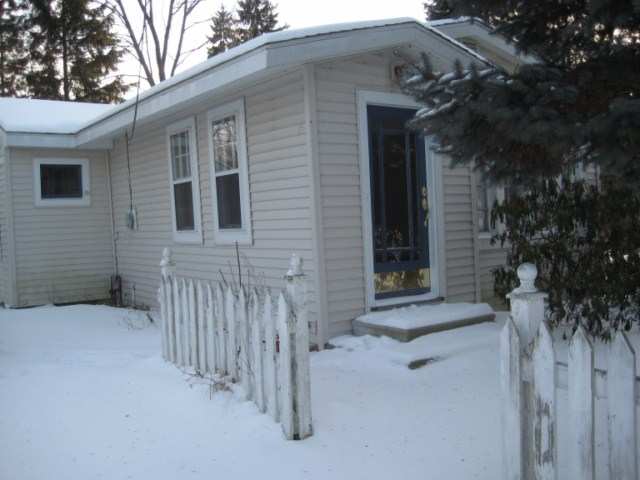 3787 Cedar Road Fort Gratiot, MI 48059 - Photo 2 of 9 31043659-1.JPG