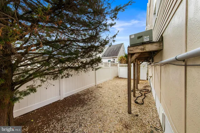 a view of balcony with city view