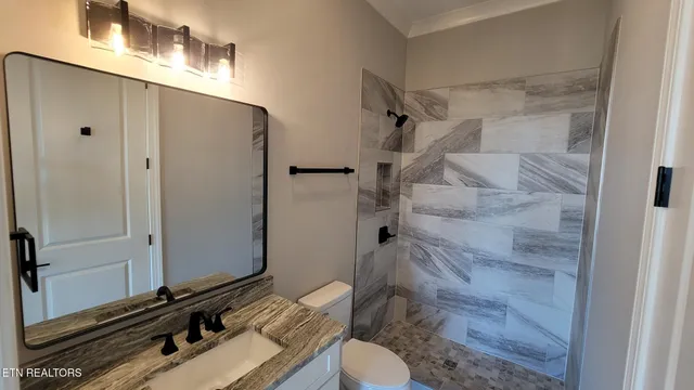 $999,900 | 5208 Aspen Avenue, Morristown, TN 37813