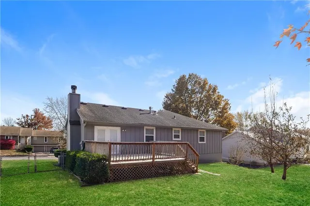 $330,000 | 408 North Washington Street, Raymore, MO 64083