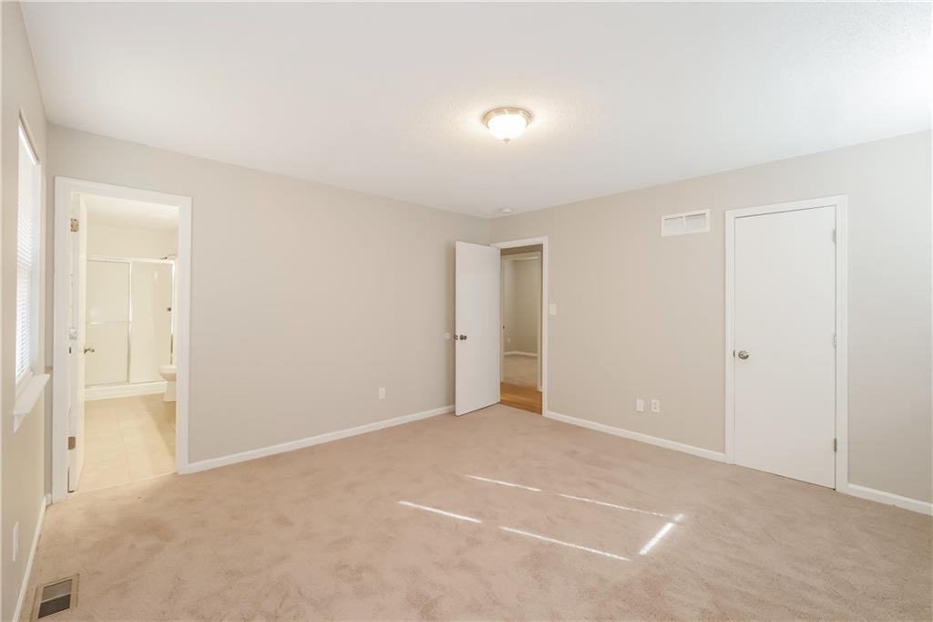 408 North Washington Street Raymore, MO 64083 - Photo 7 of 15