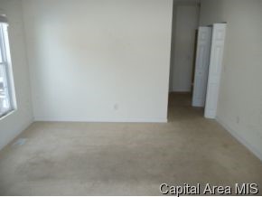 2919 South Meadowbrook Road, Unit 6 Springfield, IL 62711 - Photo 9 of 12
