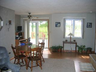 9595 Plank Road Maybee, MI 48159 - Photo 12 of 16 Living Room