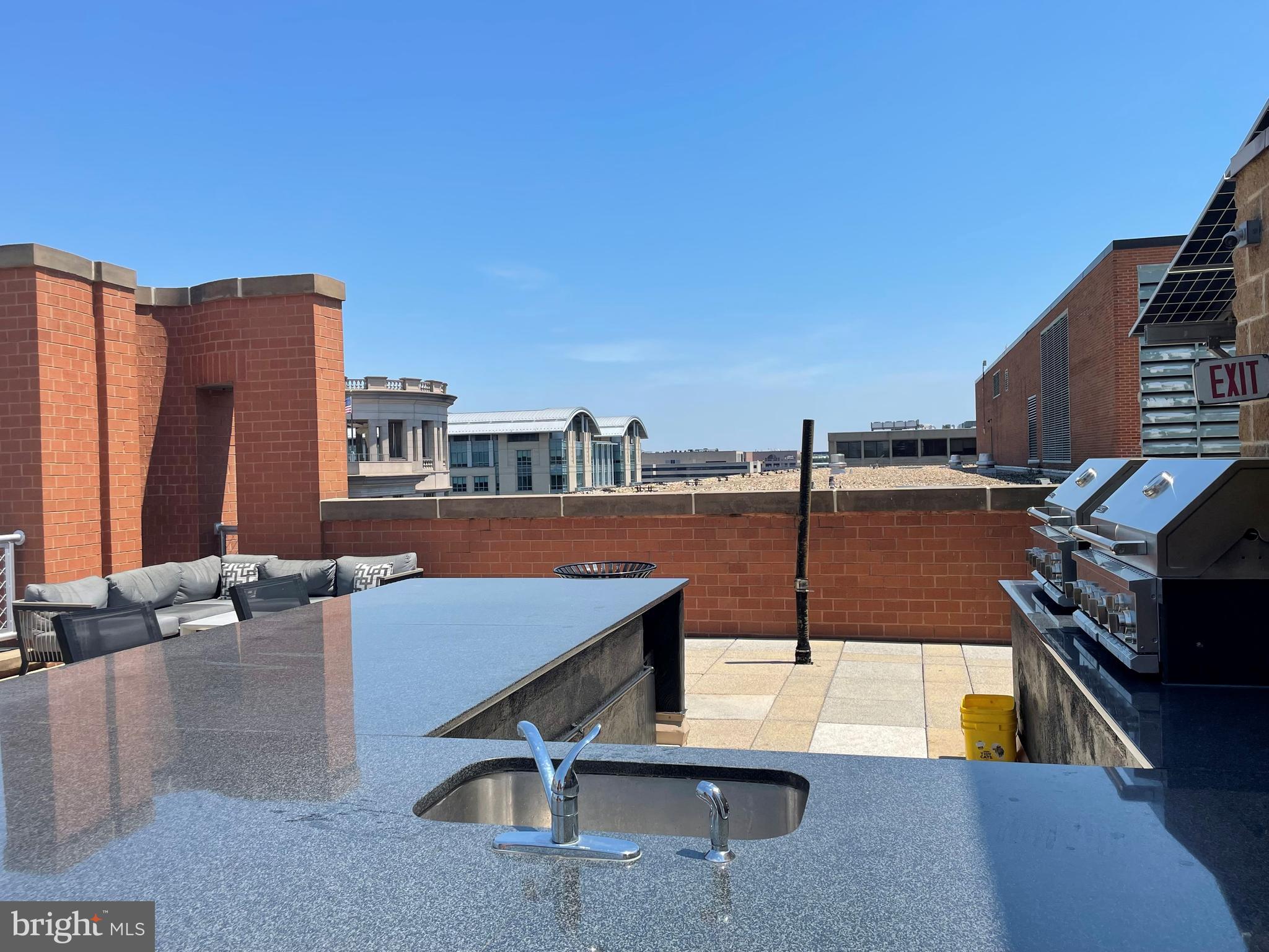 616 E Street Northwest, Unit 711 Washington, DC 20004 - Photo 34 of 44 Rooftop Grilling/Dining