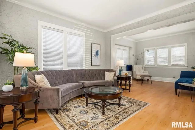 $200,000 | 1216 East Rouse Avenue, Peoria Heights, IL 61616