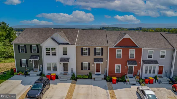 $2,200 | 48 Orch Grn Drive, Charles Town, WV 25414