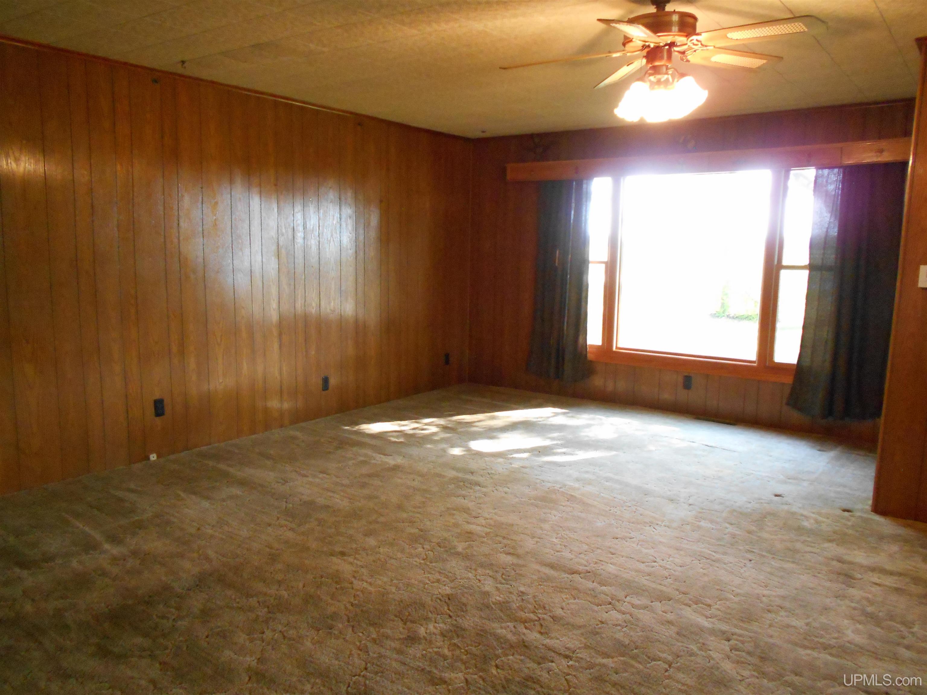 1727 N West Kendall Road Manistique, MI 49854 - Photo 16 of 49