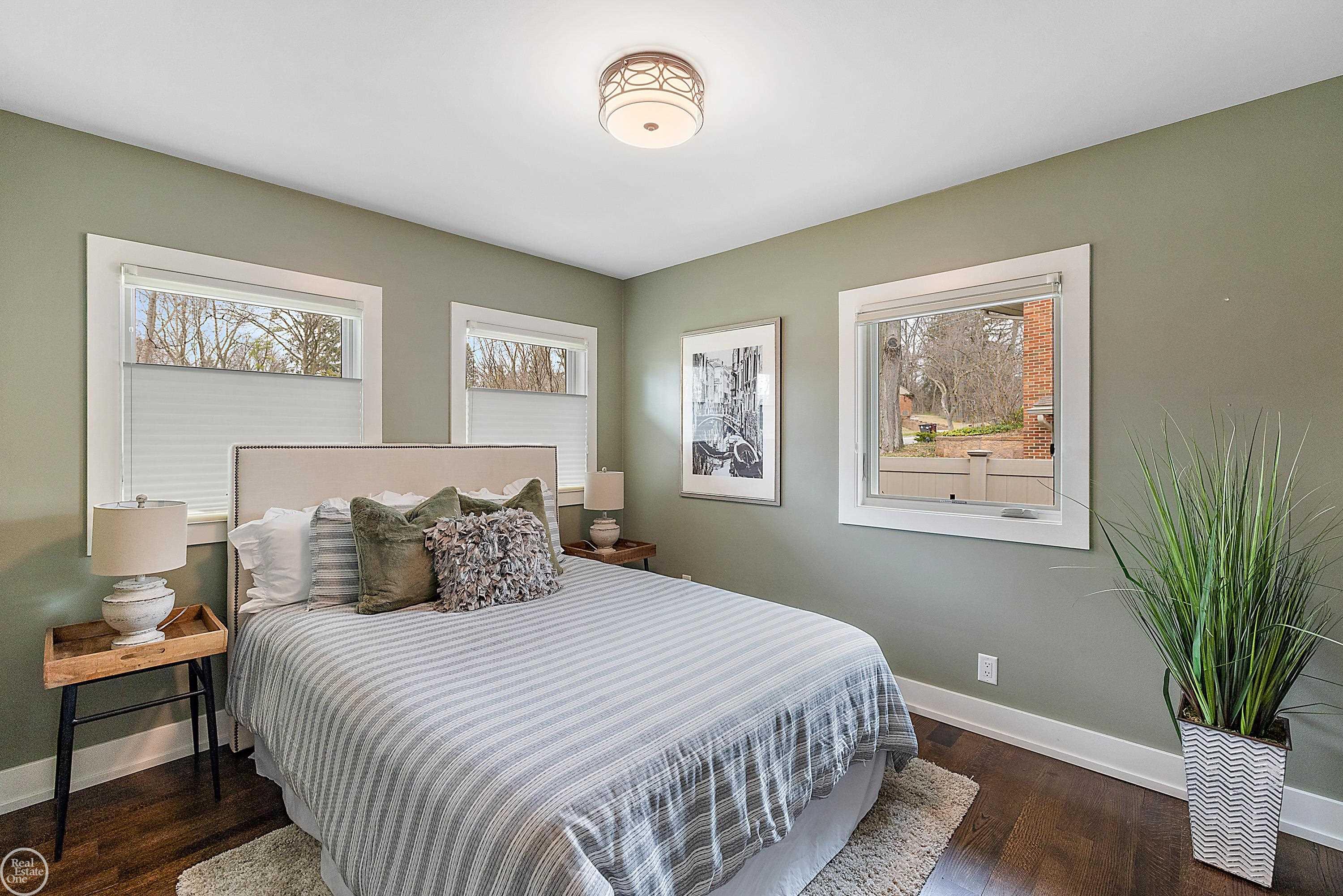 1115 Vesper Road Ann Arbor, MI 48103 - Photo 27 of 57 50105601-34.JPG