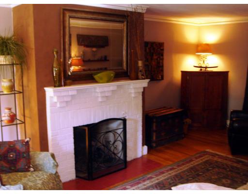 11 Lodge Road Newton, MA 02465 - Photo 3 of 13