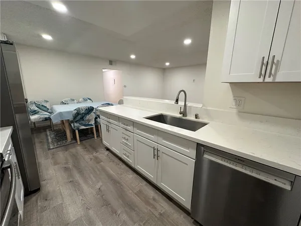 $3,300 | 12350 Del Amo Boulevard, Unit 2509, Lakewood, CA 90715