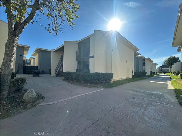 $3,300 | 12350 Del Amo Boulevard, Unit 2509, Lakewood, CA 90715