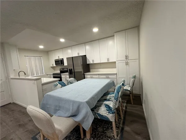 $3,300 | 12350 Del Amo Boulevard, Unit 2509, Lakewood, CA 90715
