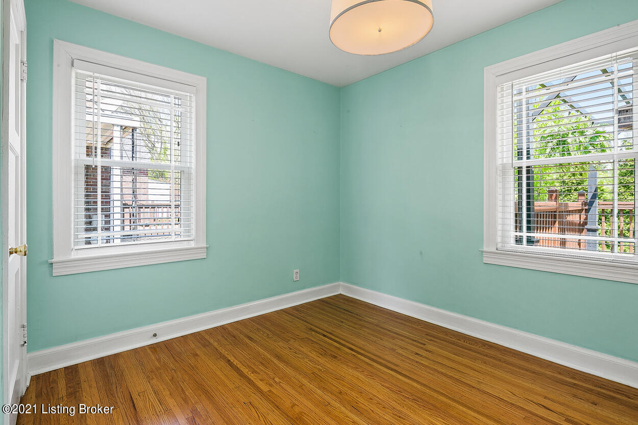 3021 Curran Road Louisville, KY 40205 - Photo 23 of 44 34